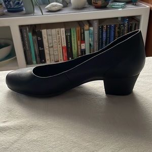 Bass Go To Comfort Pumps